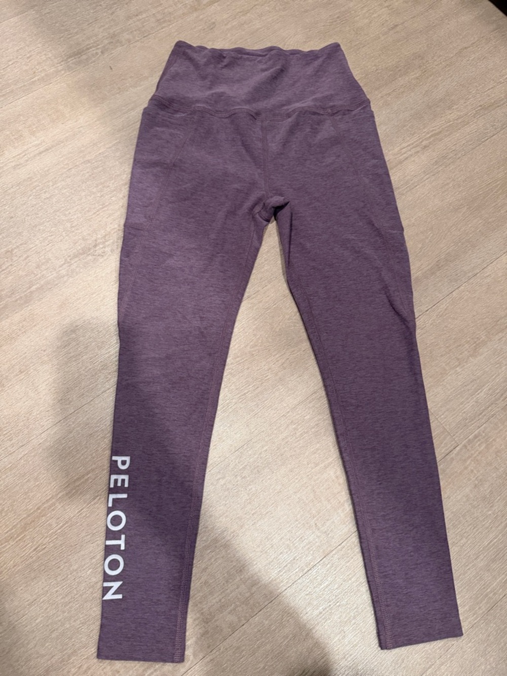 Peloton X Beyond Yoga Women’s Purple High-Waist Leggings- Size Medium!
